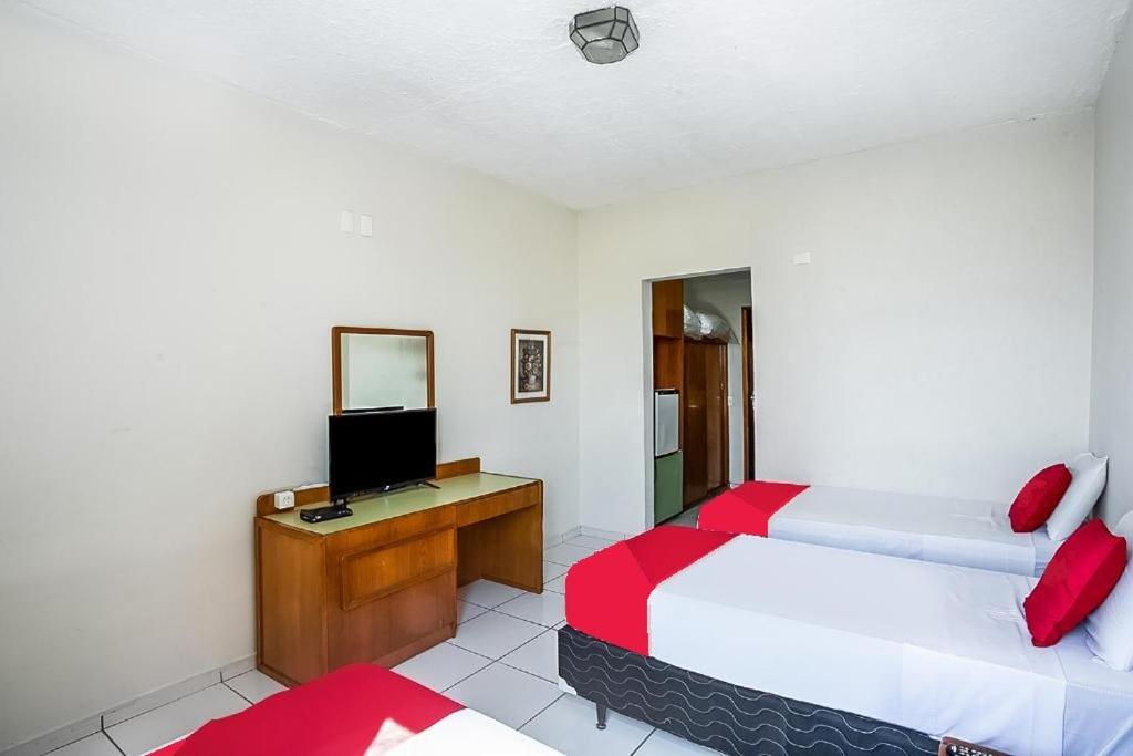 Hotel Interamericana Ngoại thất bức ảnh