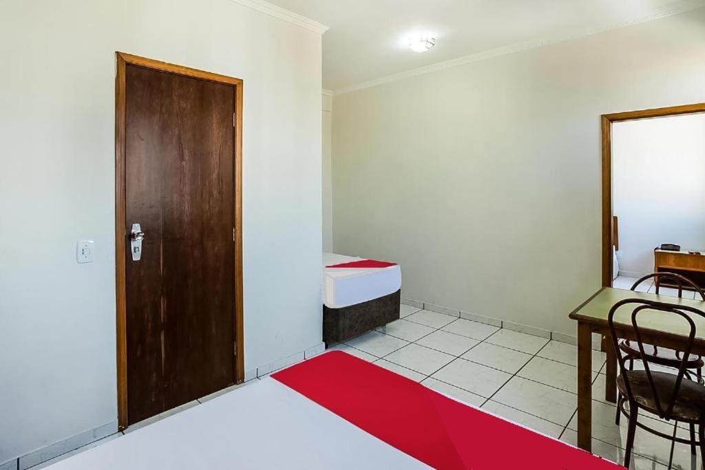 Hotel Interamericana Ngoại thất bức ảnh